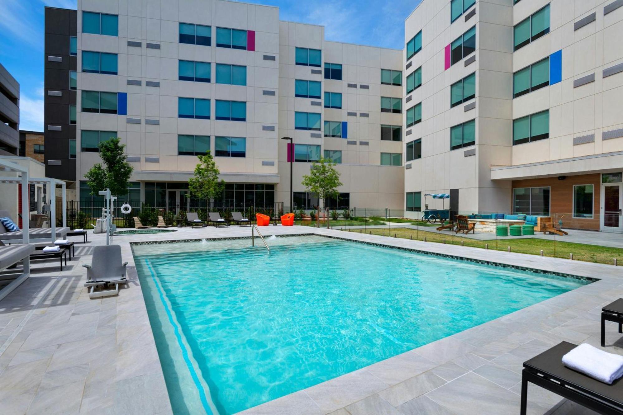 Hotel Aloft Austin Southwest Zewnętrze zdjęcie
